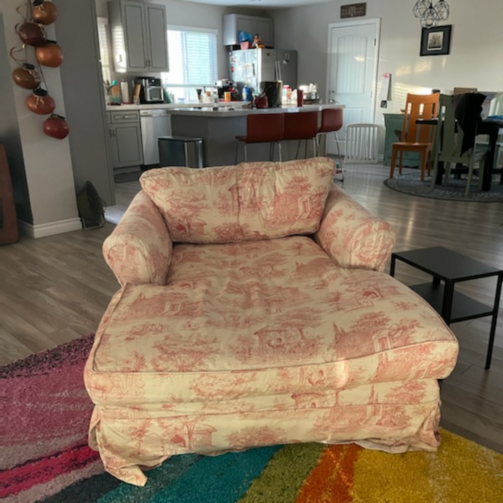 Chaise Lounge